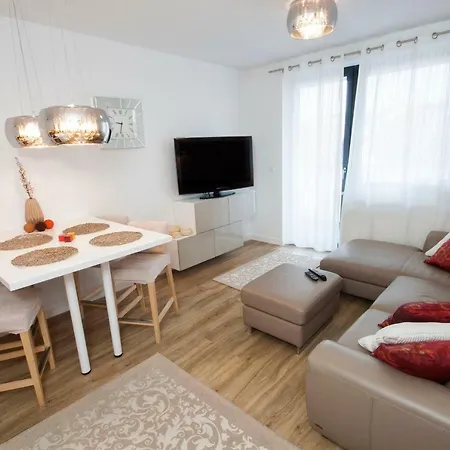 Apartserwis - Saviol *
