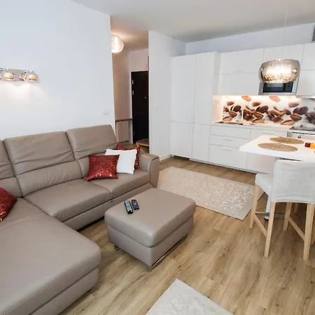 Apartment Apartserwis - Saviol